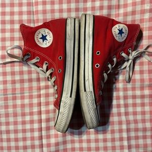 RED CONVERSE WOMENS SIZE 6